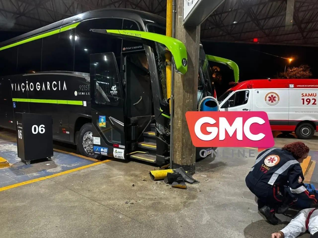 Funcionário é atropelado por ônibus na rodoviária de Maringá