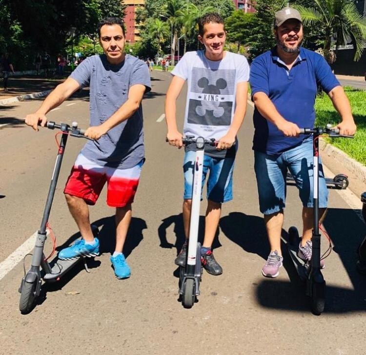 Enquanto não se tem lei específica, autoridades discutem parâmetros sobre o uso de patinetes como meio de transporte