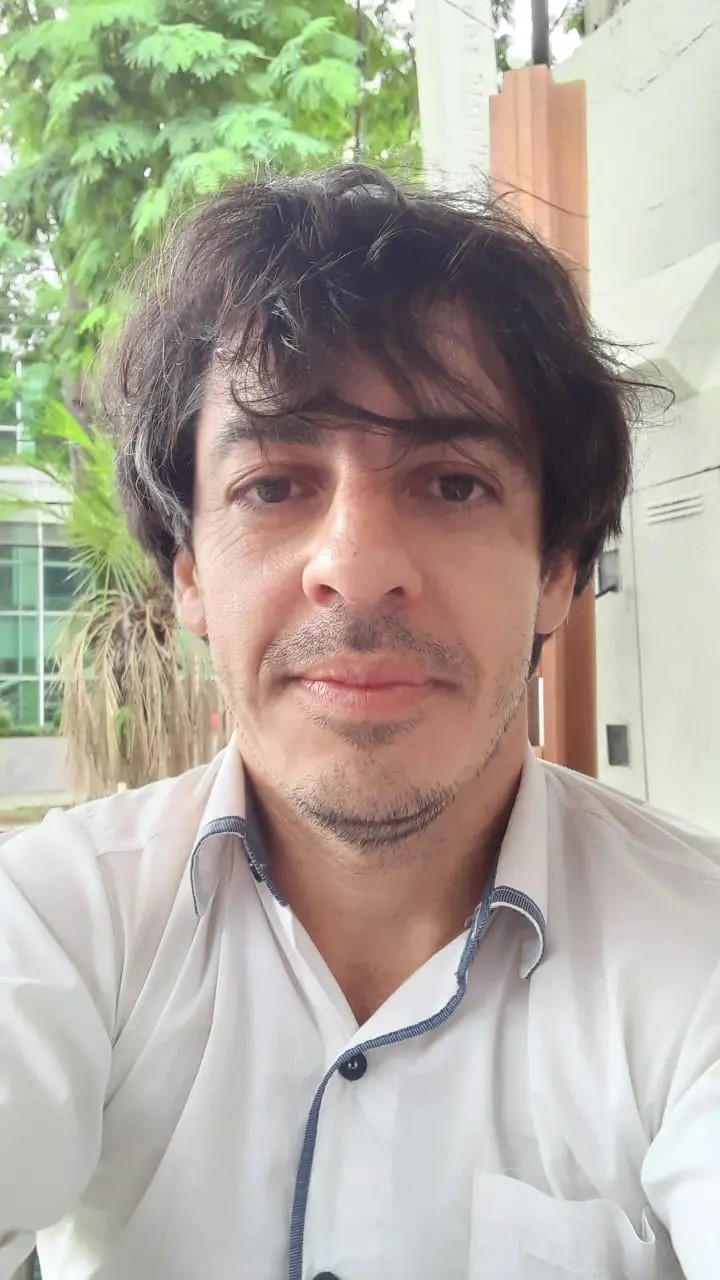 Conhecido no cenário musical de Maringá, professor espancado em Curitiba morre no hospital