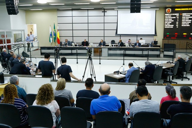 Pontos de projeto, aprovado em primeira discussão, são questionados