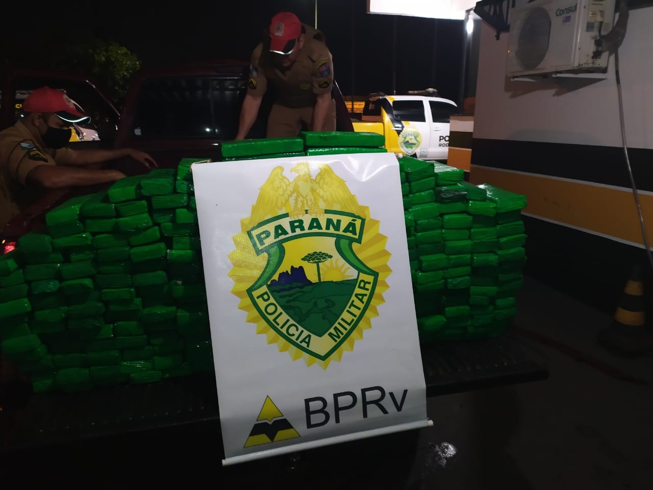 PRE apreende 200 quilos de maconha