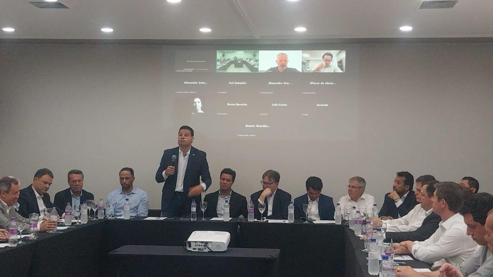 Governo estuda redução de alíquota para estimular obras em concreto