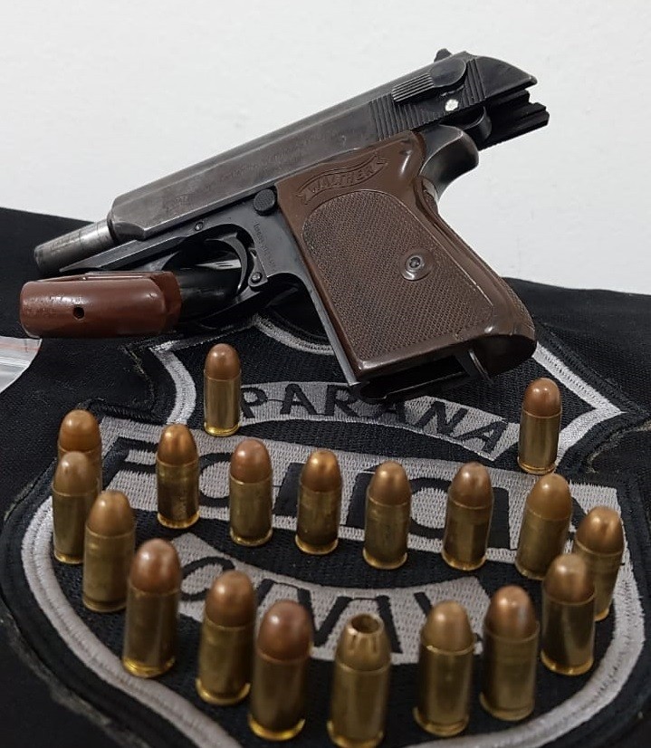 Pistola carregada é encontrada em escola de Maringá