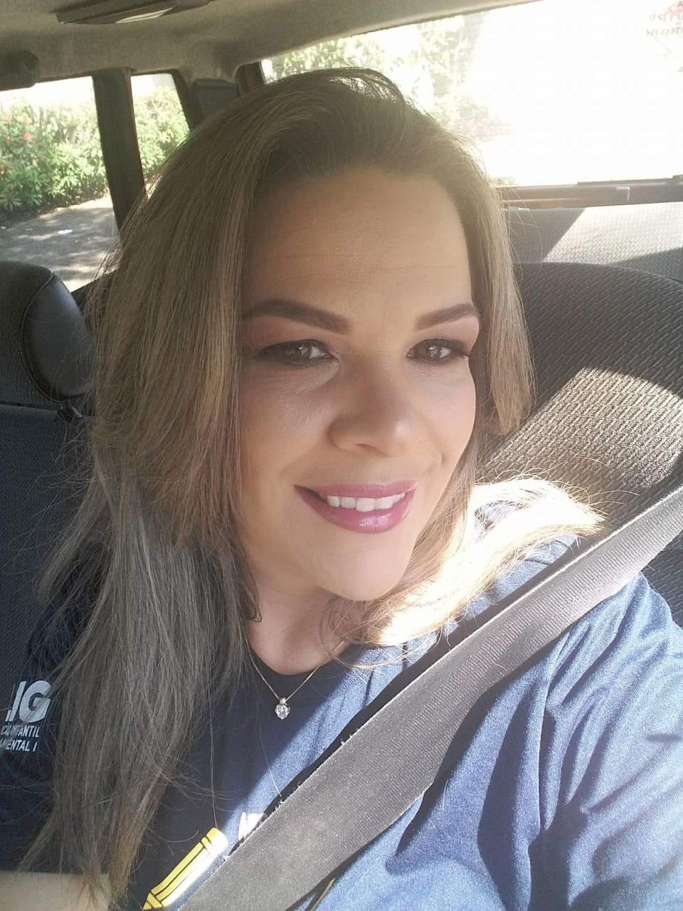 Professora que teve carro roubado recebe apoio de pais e colegas