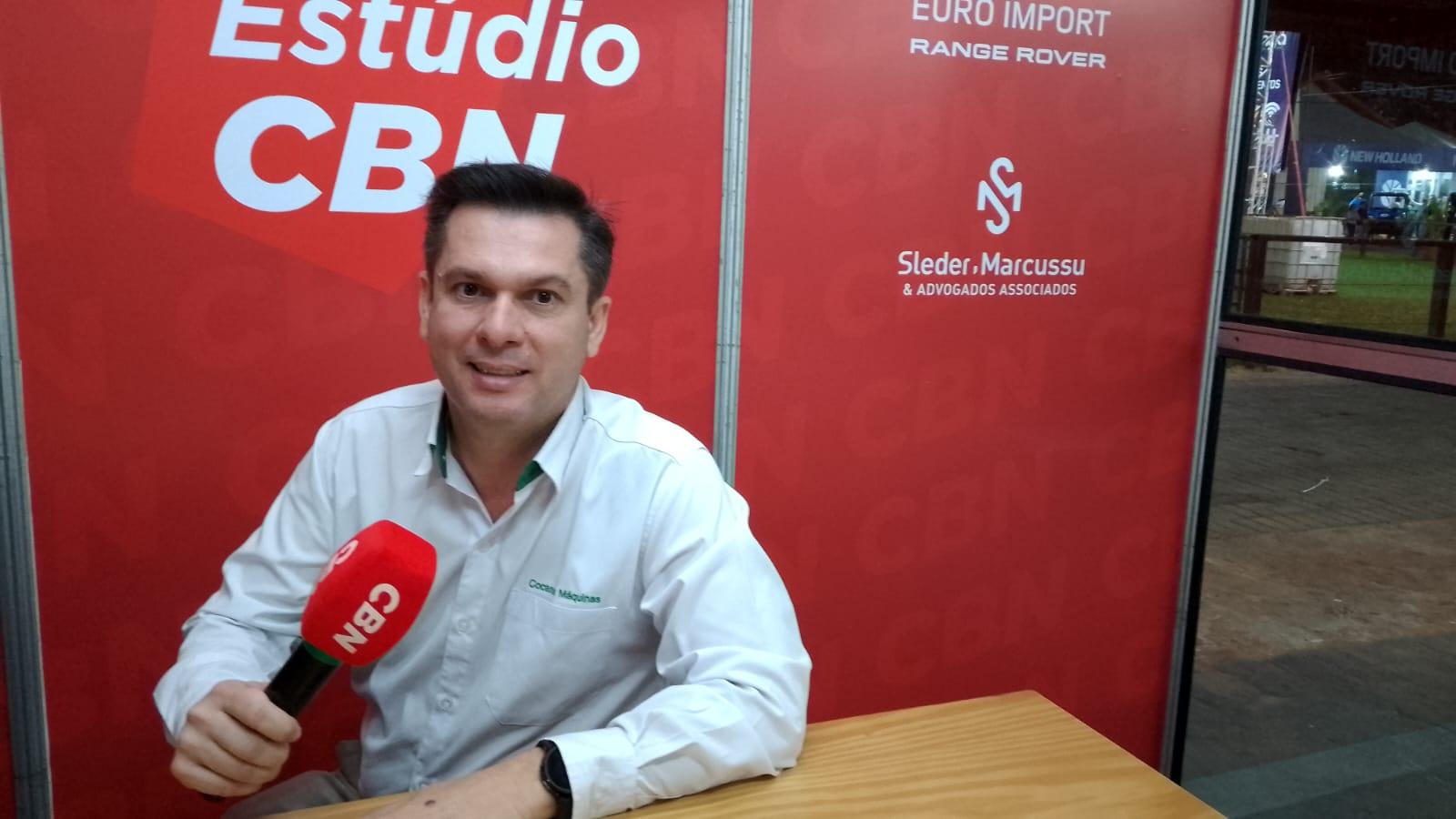 Como a tecnologia embarcada em máquinas melhora o trabalho no campo