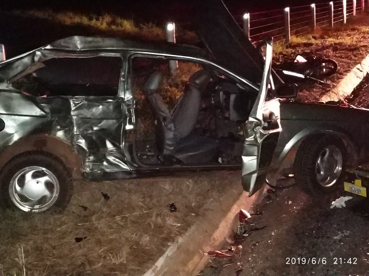 Três pessoas morrem em acidente na PR-082