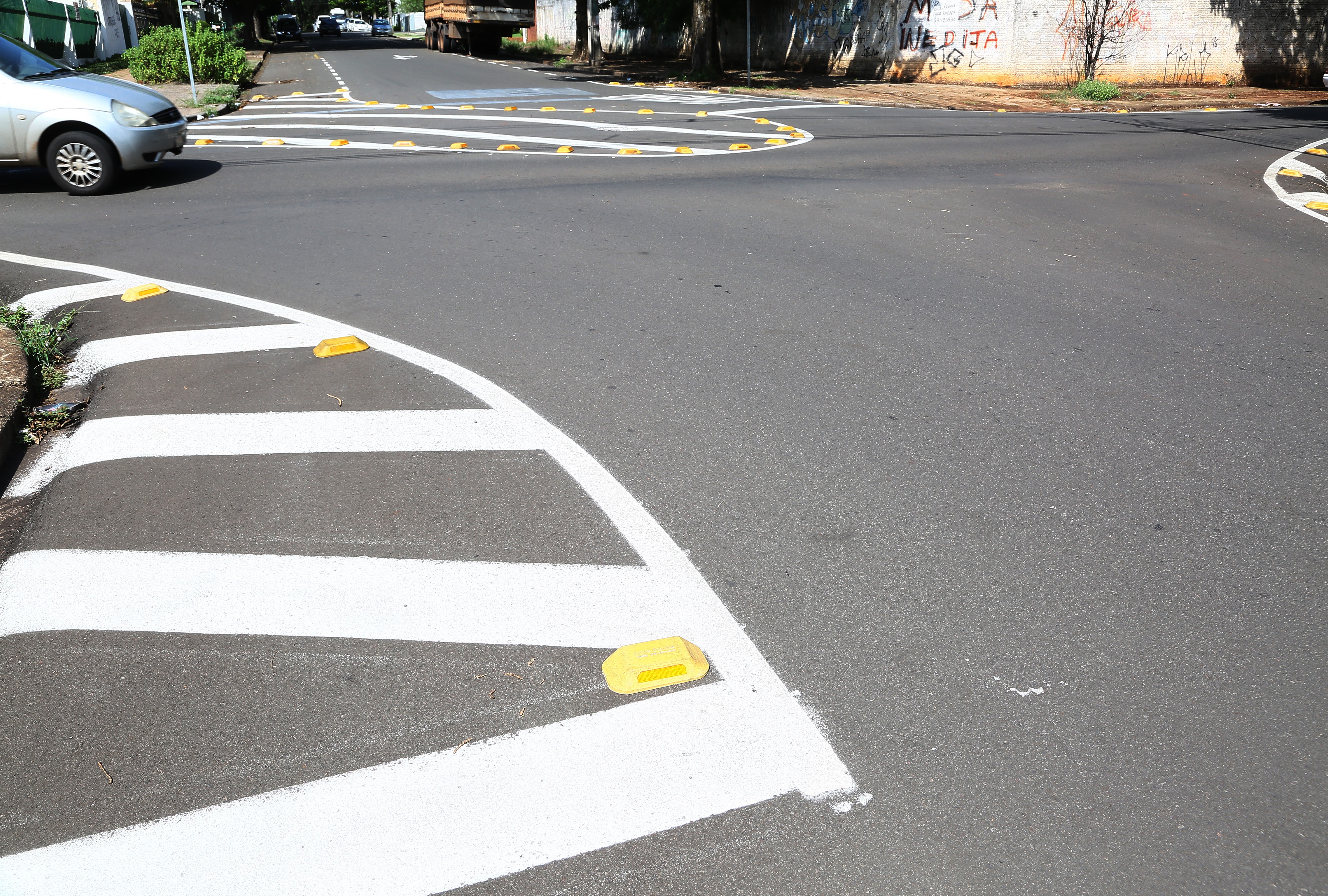 Moradores da Zona 2 reclamam que ruas acalmadas perderam efeito