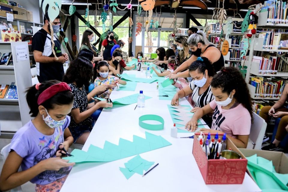 Bibliotecas de Maringá têm programação de férias a partir de janeiro