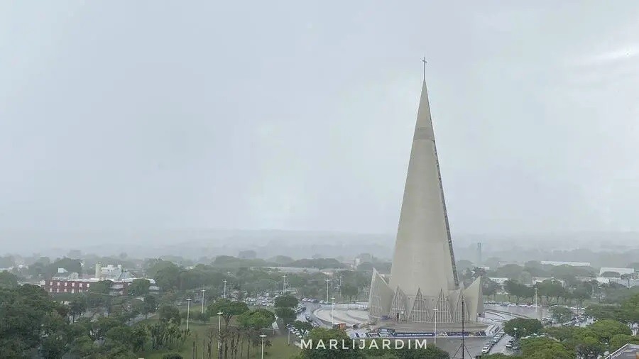 Quinta-feira (15) começa com tempo nublado e temperaturas amenas em Maringá