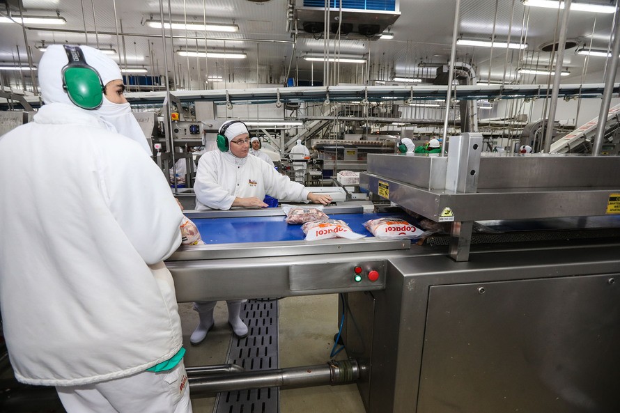 Indústria de alimentos é a que mais cresceu este ano no Paraná