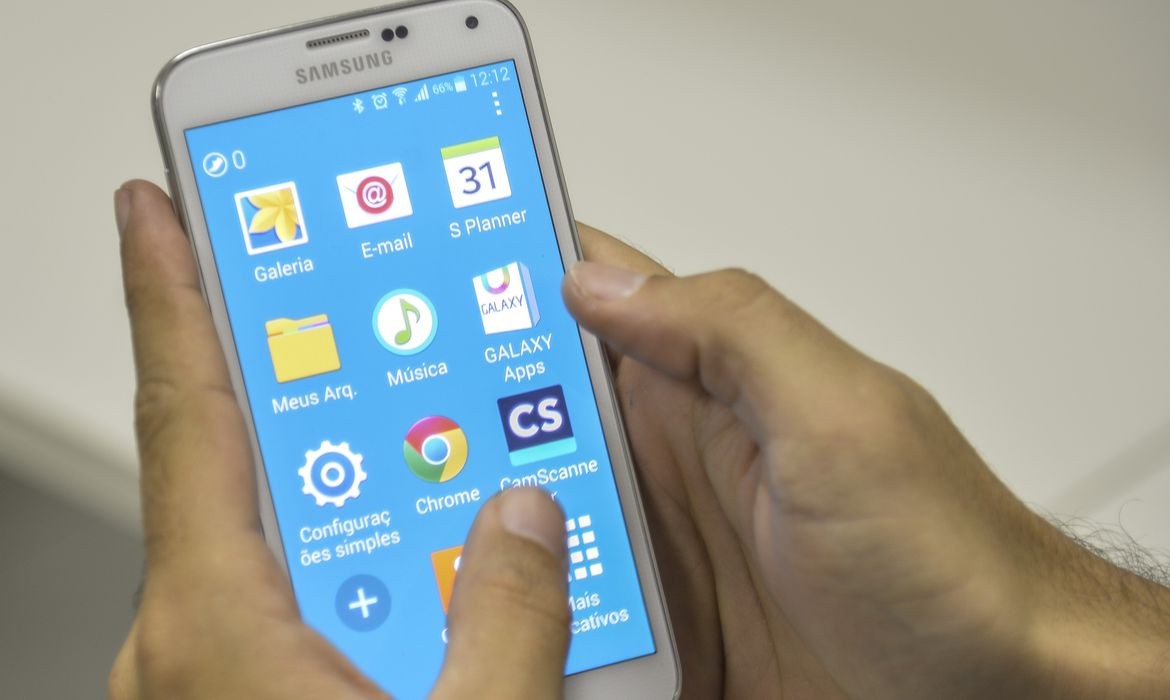 Lei estadual proíbe cobrança de planos de telefonia em caso de roubo de celular