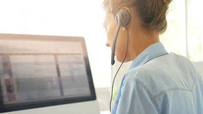 TST condena empresa a indenizar ex-funcionária por controlar idas ao banheiro