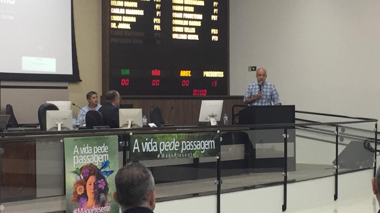 Vereadores questionam decreto municipal sem consulta ao Legislativo