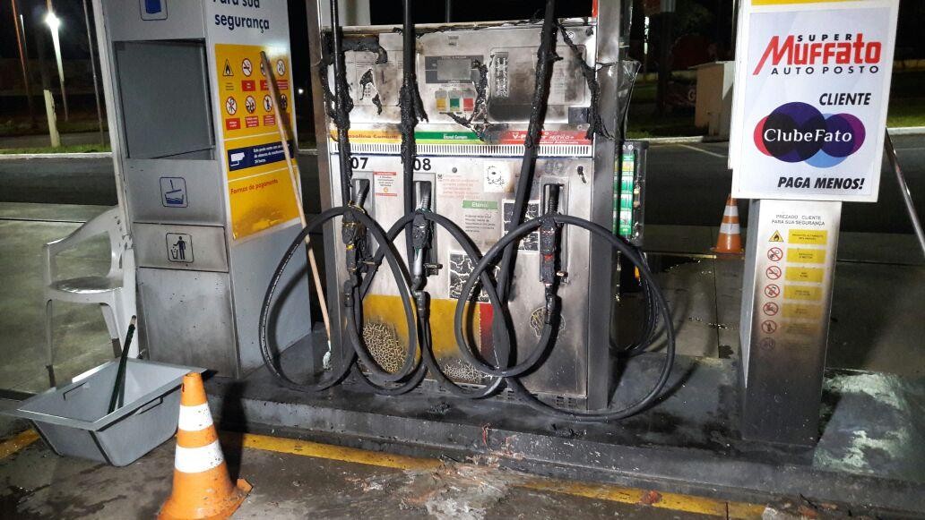 Polícia Civil investiga incêndio criminoso possivelmente motivado por preço mais baixo em posto de combustíveis