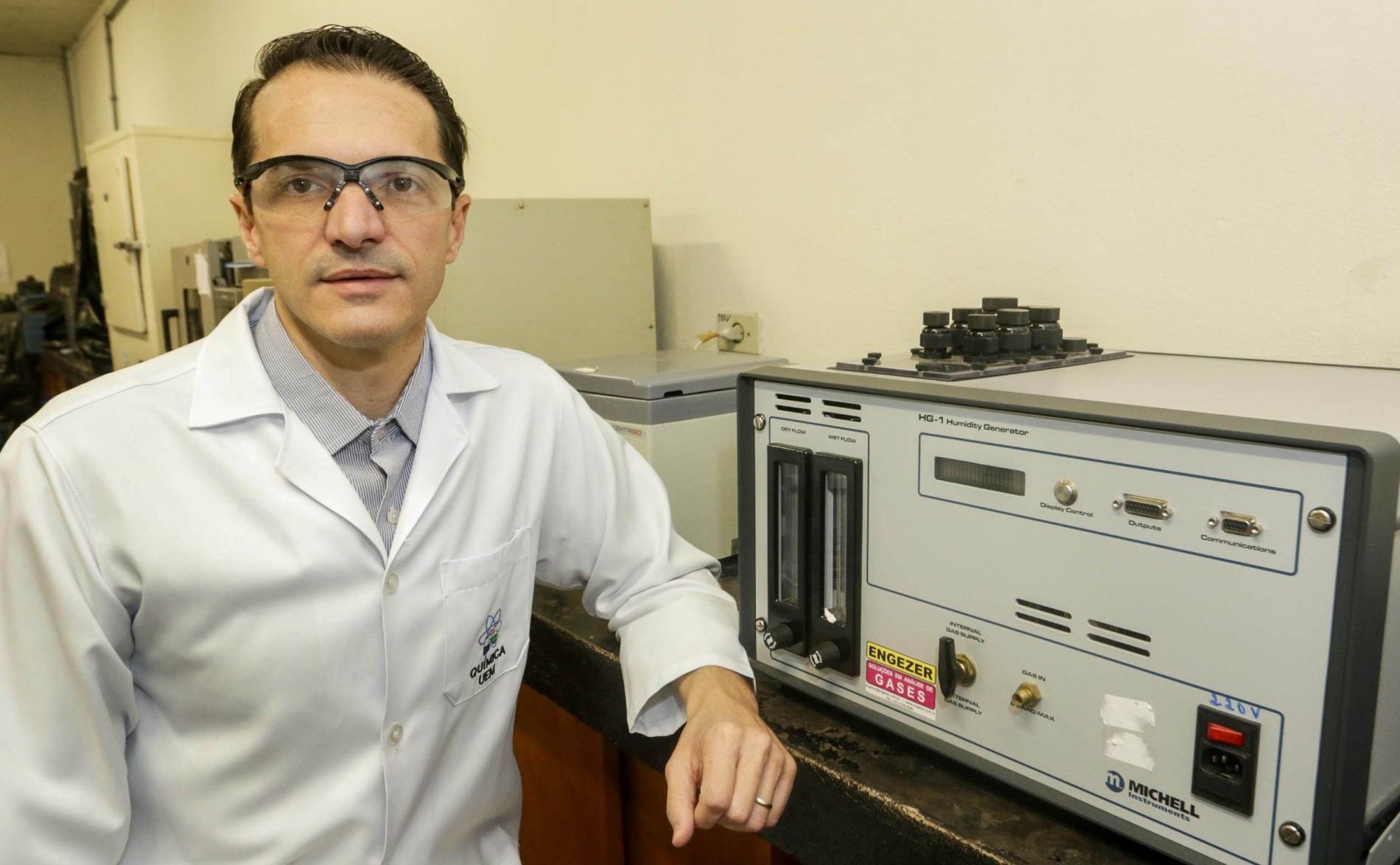 Pesquisador de Maringá cria sensor que detecta fraude em combustível