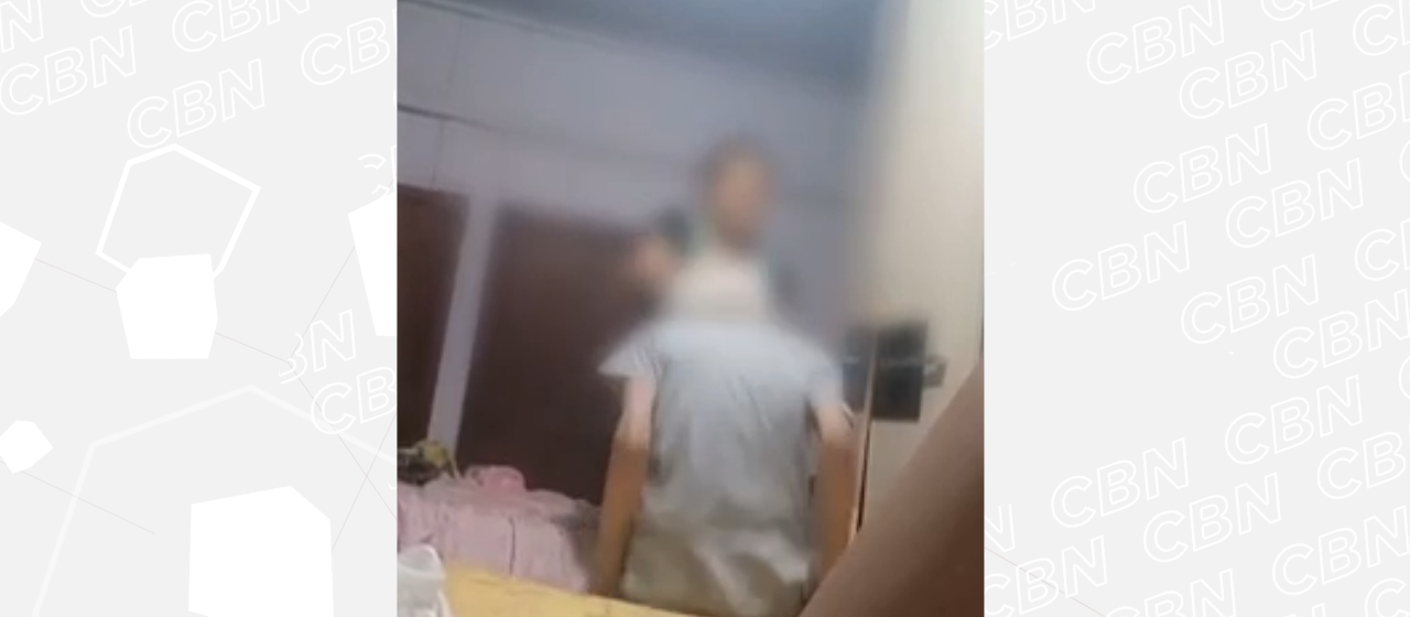 Mulher é presa em flagrante após ser filmada agredindo a própria mãe de 86 anos