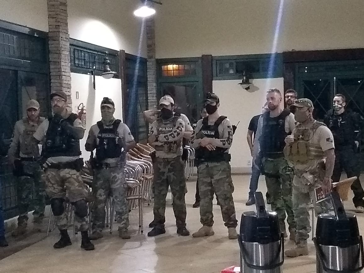 Durante operação policial, suspeito engole droga e morre