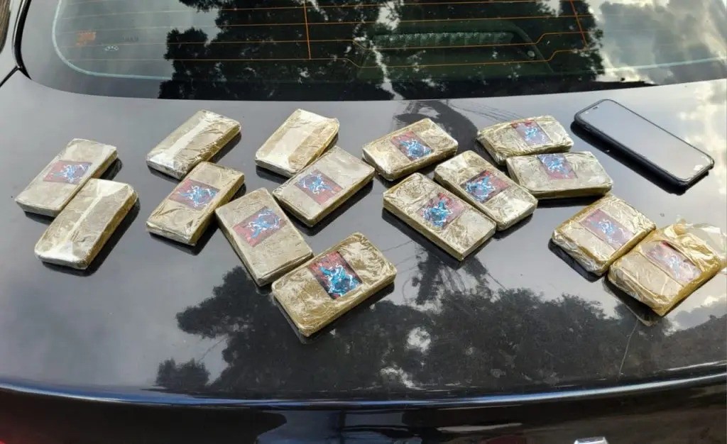 Policia Civil descobre ‘cofre’ do tráfico e apreende 15 kg de drogas em Maringá