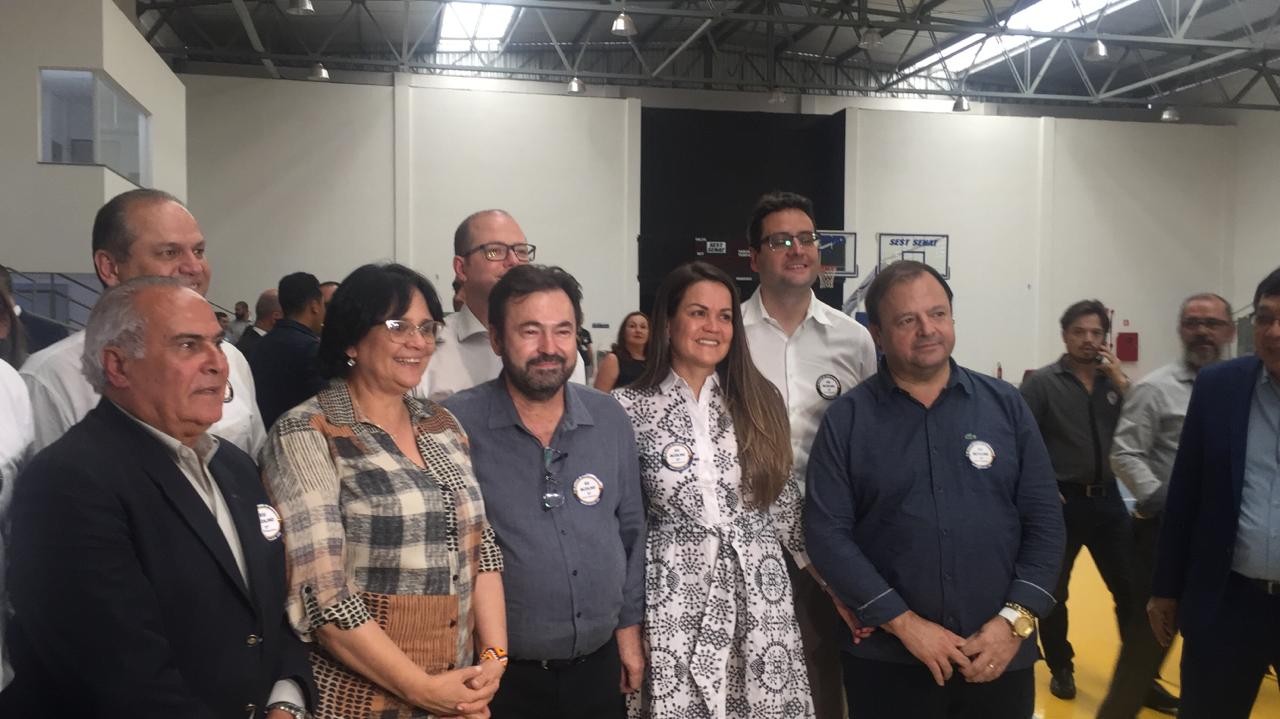 Ministra Damares Alves acompanha chegada de familiares venezuelanos