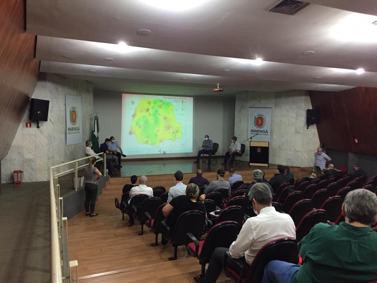 Empresários apresentam proposta para retomar comércio em Maringá