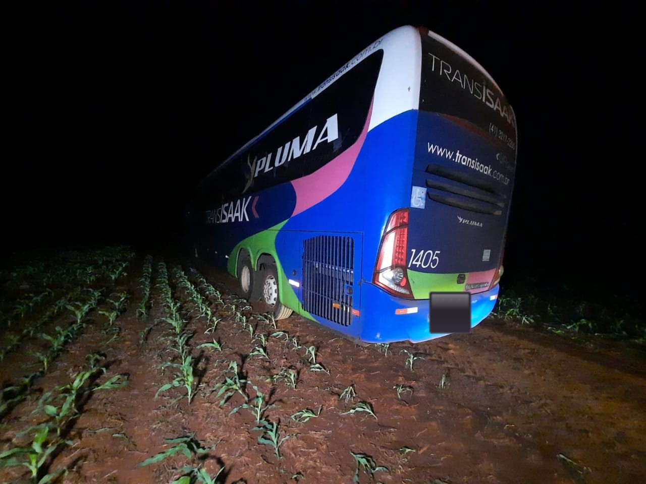 Ônibus com 38 passageiros é abordado na PR-317 e assaltado por suspeitos fortemente armados