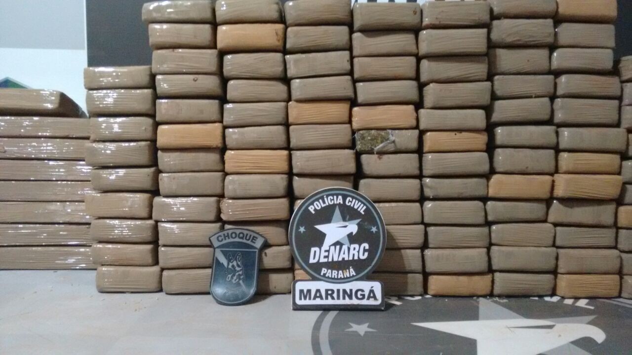 Denarc apreende 100 kg de maconha na PR-317 em Maringá