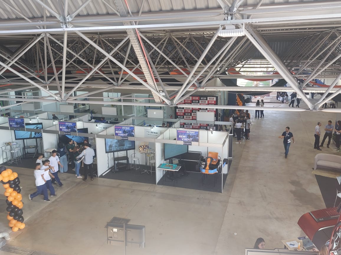 Mundo Senai apresenta cursos e profissões do setor industrial