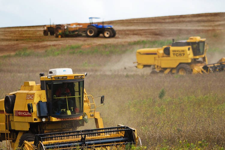 Vendas internas de máquinas agrícolas aumentam 64% se comparado ao ano passado
