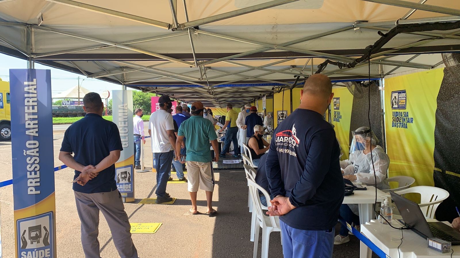 Caravana Saúde na Estrada oferece serviços a caminhoneiros