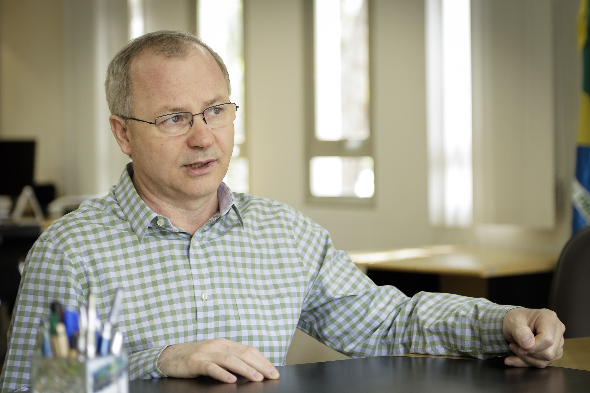 Governo alega que UEM não autorizou pagamento aos servidores