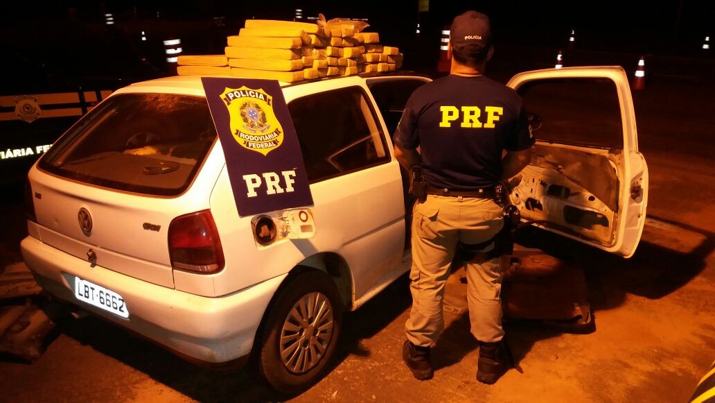 PRF apreende 81 kg de maconha na BR-487