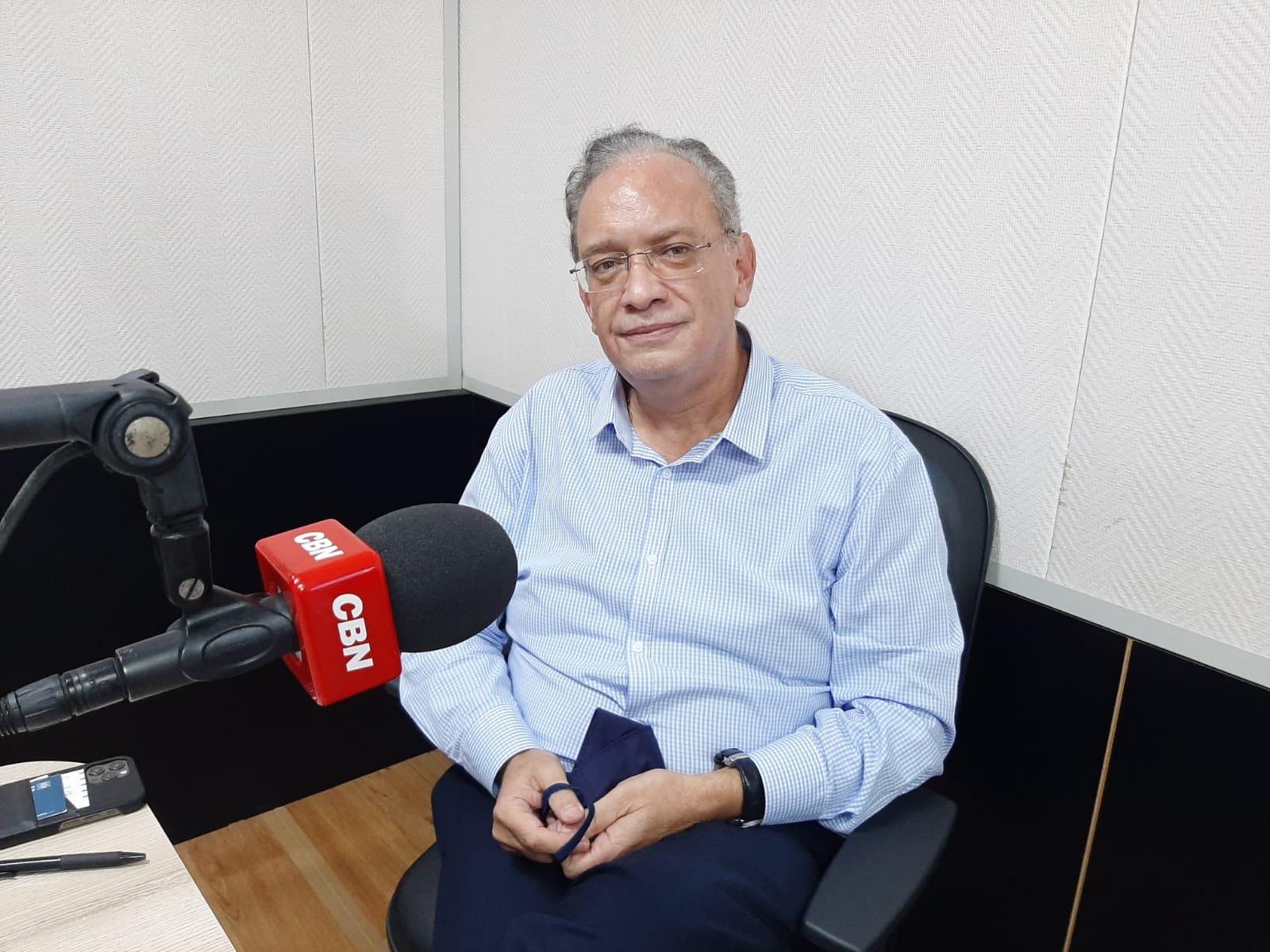 País precisa reduzir dependência de insumos importados, diz presidente da Fiep