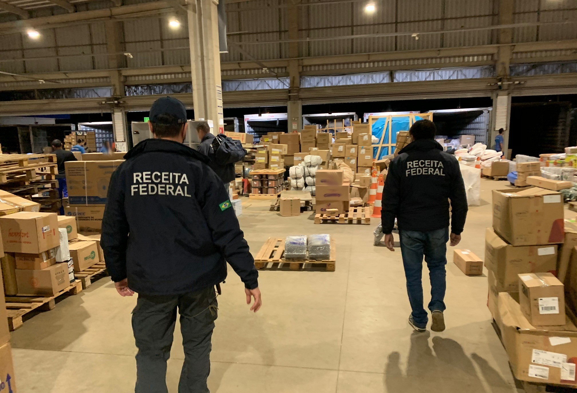 Receita Federal apreende R$ 5,5 mi em mercadorias contrabandeadas