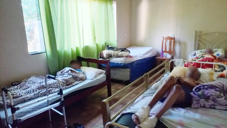 Vigilância em Saúde interdita asilo de idosos clandestino em Umuarama