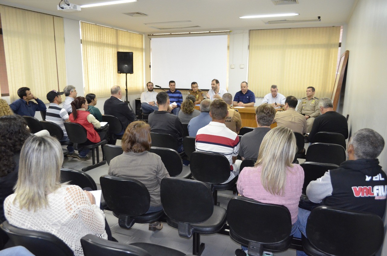 Comissão de estudos sobre festas clandestinas vai analisar duas propostas