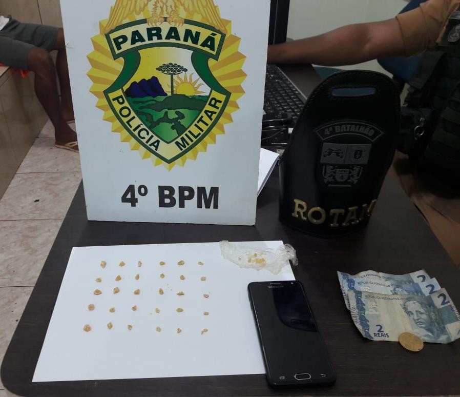 Polícia prende homem por tráfico de drogas