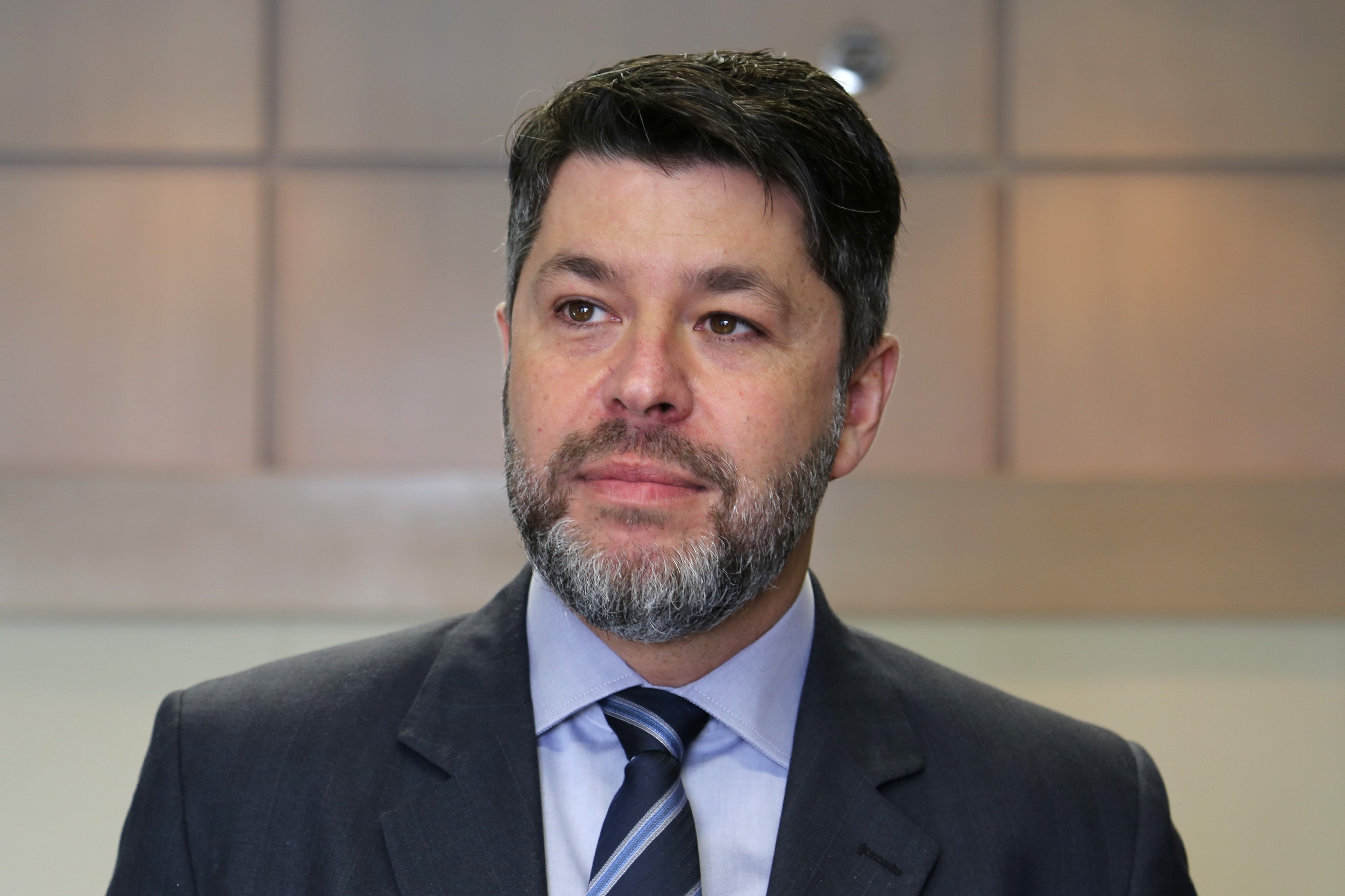 UEM não pode contrariar decisão judicial, diz procurador