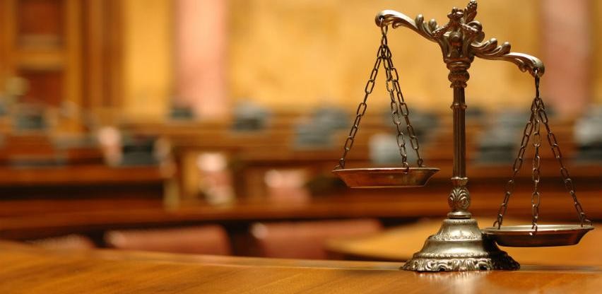 Encontro debate o cenário político e a Constituição