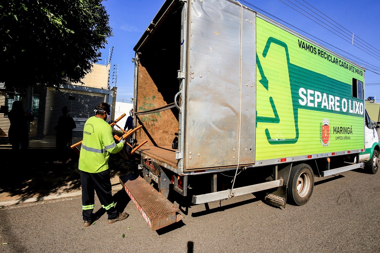 Problema com prestadora de serviço afeta coleta seletiva em Maringá