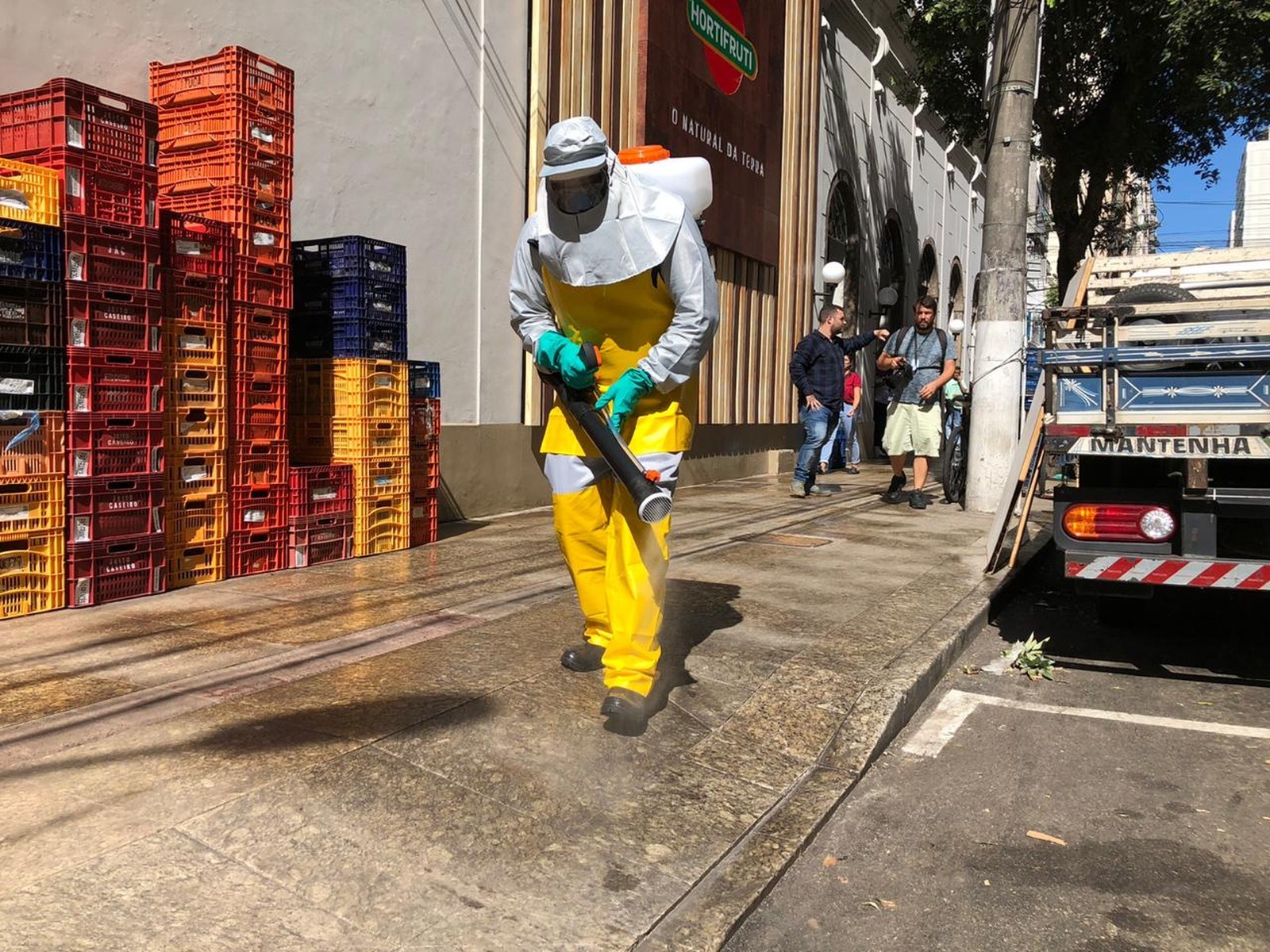 Prefeitura de Maringá contrata empresa para fazer desinfecção devido à Covid-19