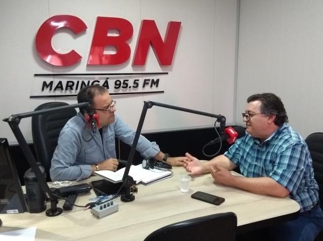 Precisamos do povo no poder e romper com a política profissional