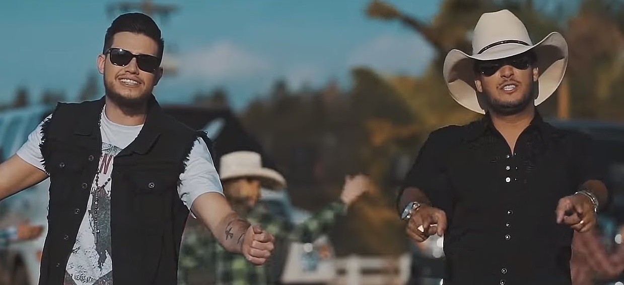 Dupla Bruno e Barretto emite nota oficial sobre festa em iate