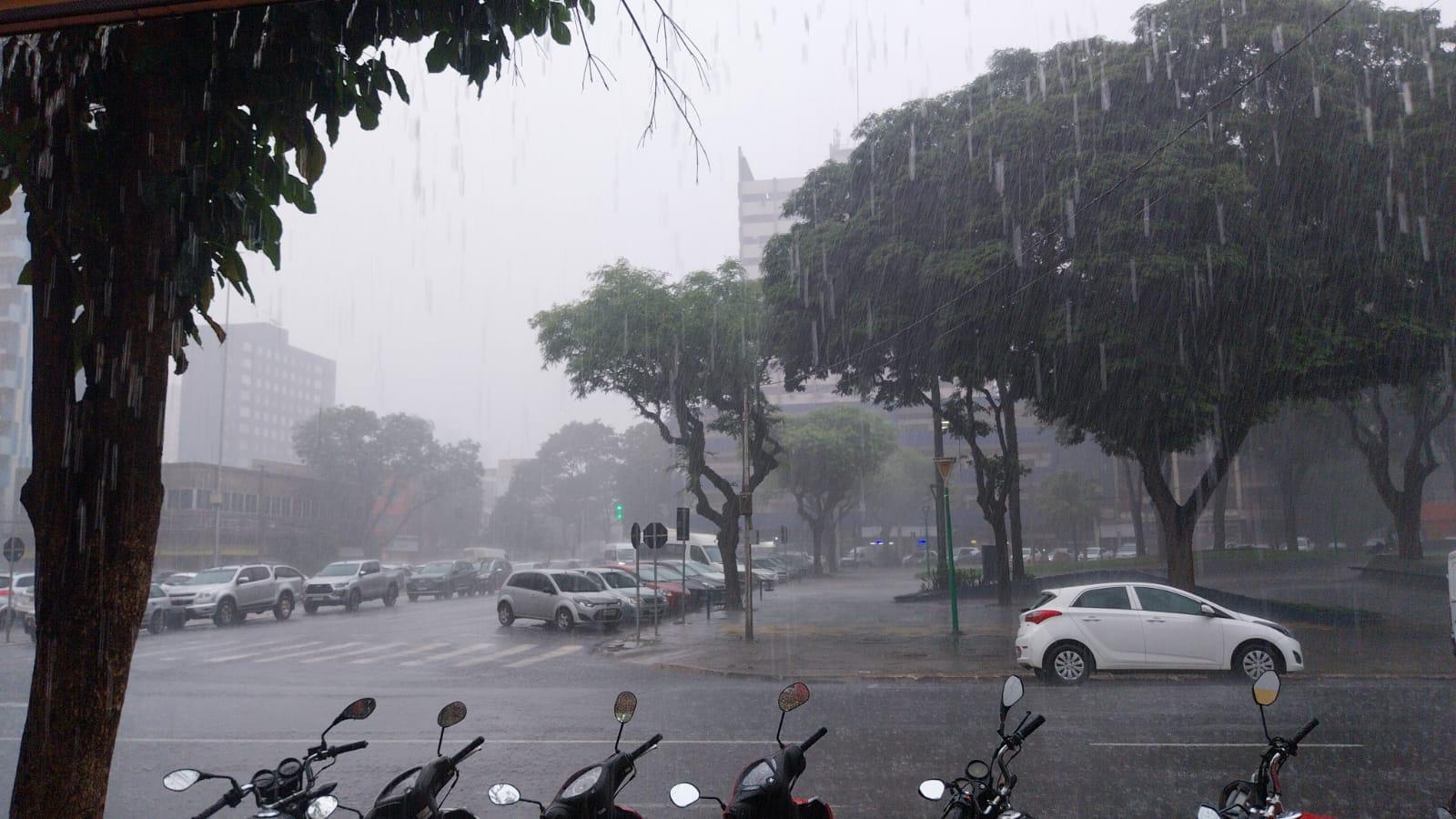 Quantidade de chuva ultrapassa a média esperada para novembro