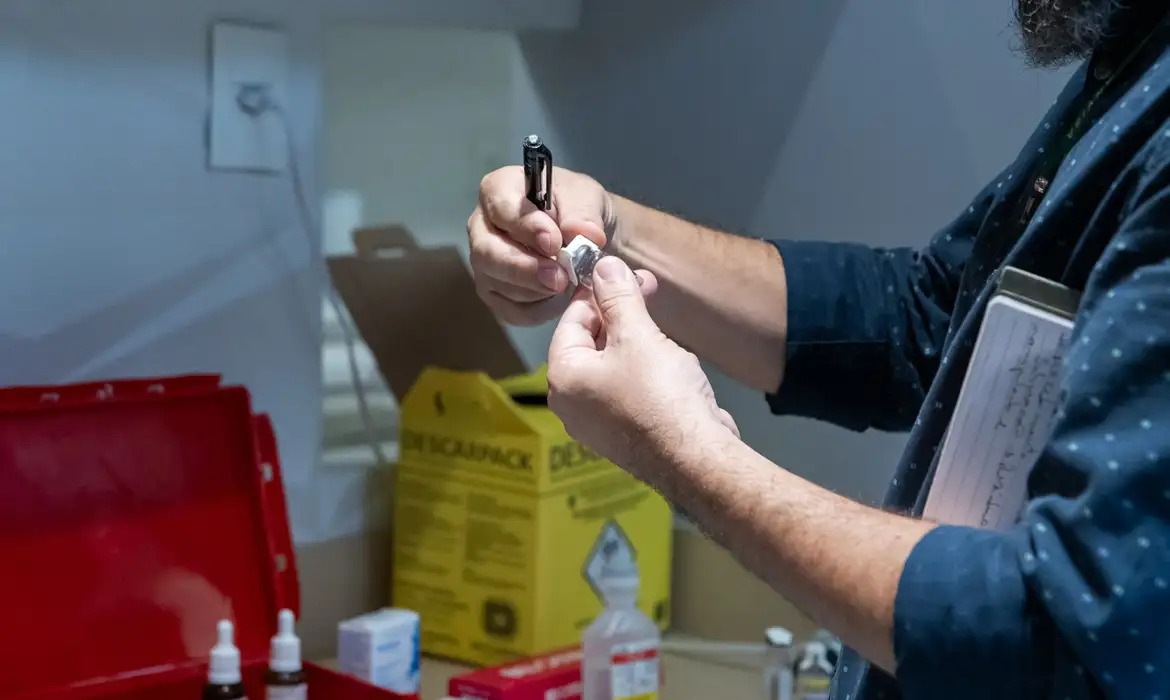 Médicos questionam possibilidade de dentistas fazerem cirurgias plásticas