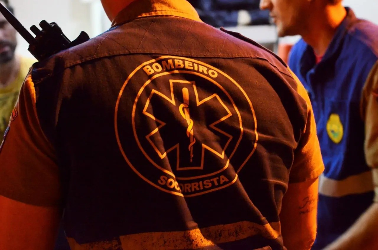 Idoso é socorrido em estado grave após ser atropelado na Zona 3, em Maringá