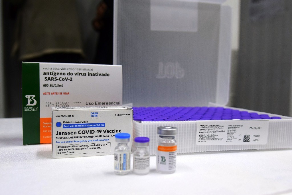 Saiba quantas vacinas da Janssen, Pfizer e Coronavac Maringá vai receber
