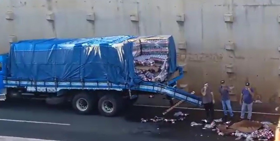 Acidente interdita trecho do Contorno Norte