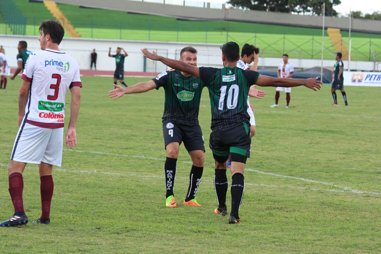 Maringá FC garante primeira vitória no Campeonato Paranaense