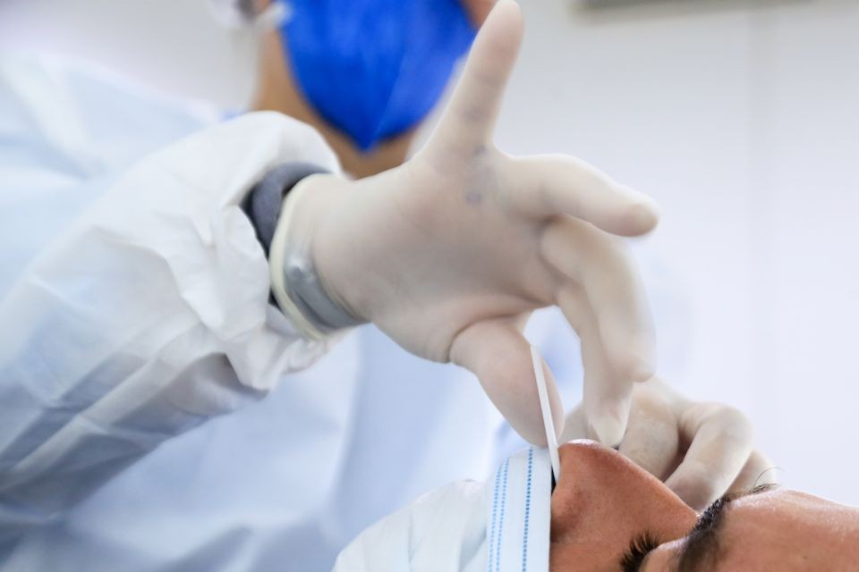 Média móvel de casos e óbitos por Covid-19 aumentam em Maringá, aponta observatório