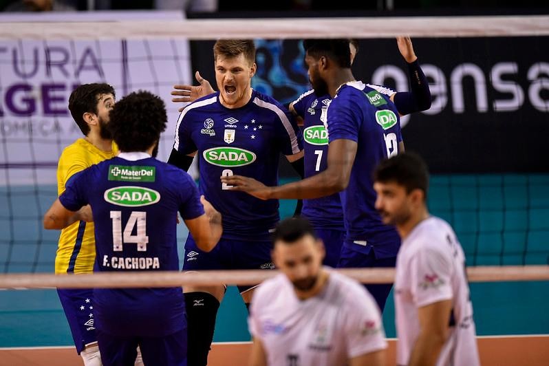 Fora de casa, Maringá Vôlei perde para o Cruzeiro